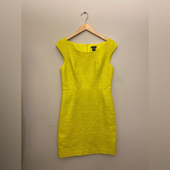 Ann Taylor 2 Lime Green Women's Solid Texture Short Sleeve Dress. - Picture 1 of 7